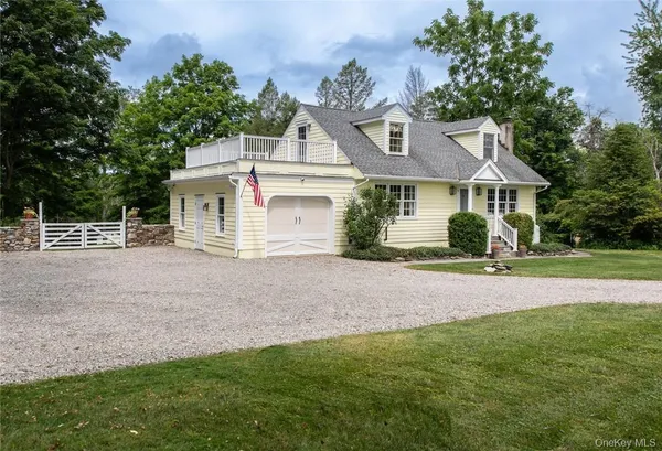$800,000 | 247 North Mabbettsville Road, Millbrook, NY 12545