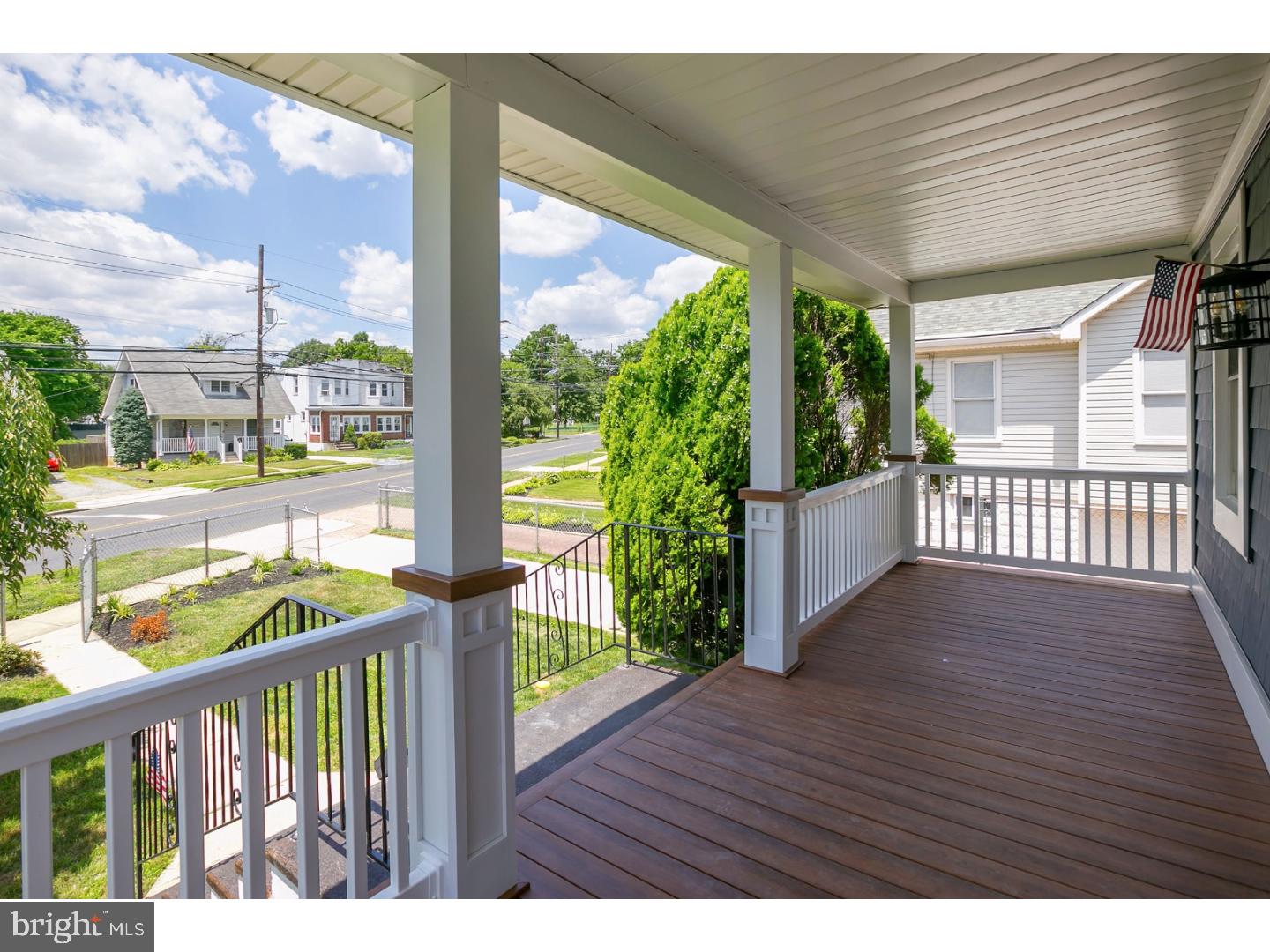 111 North Forklanding Road Maple Shade, NJ 08052 - Photo 4 of 20 Porch