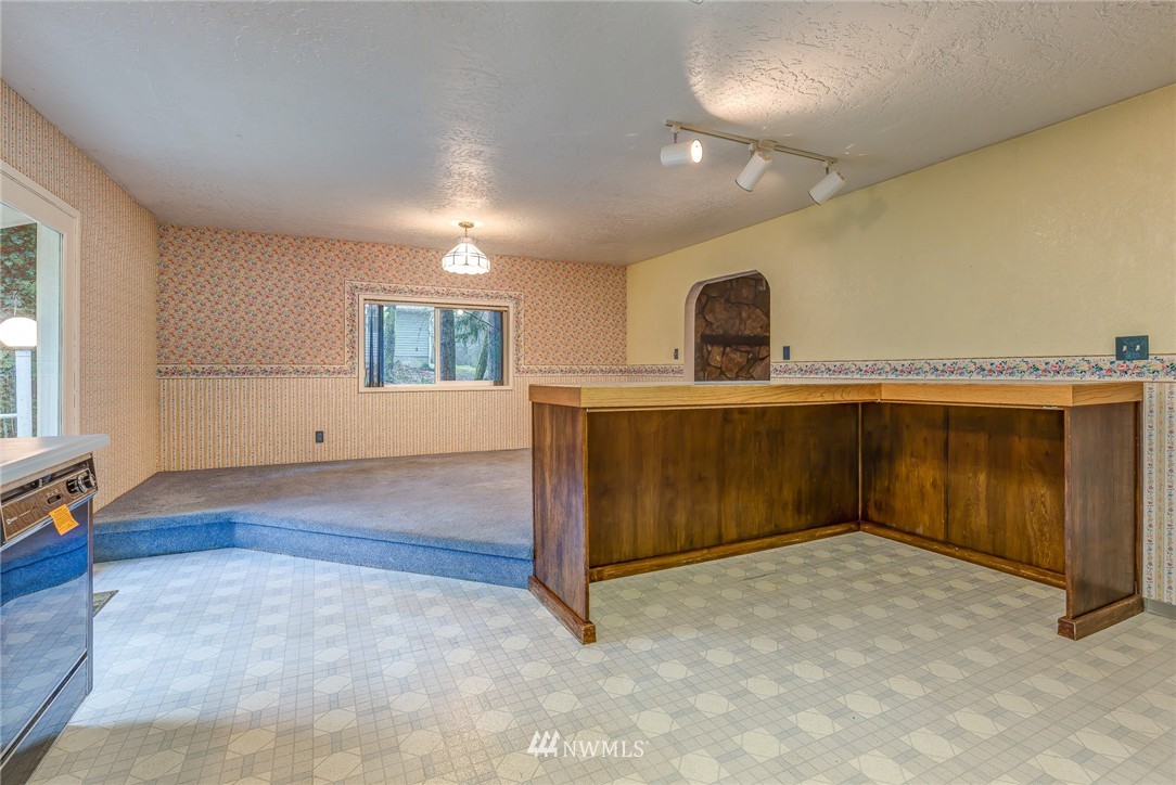 168 Clark Creek Road Longview, WA 98632 - Photo 6 of 22 Gallery Image 6