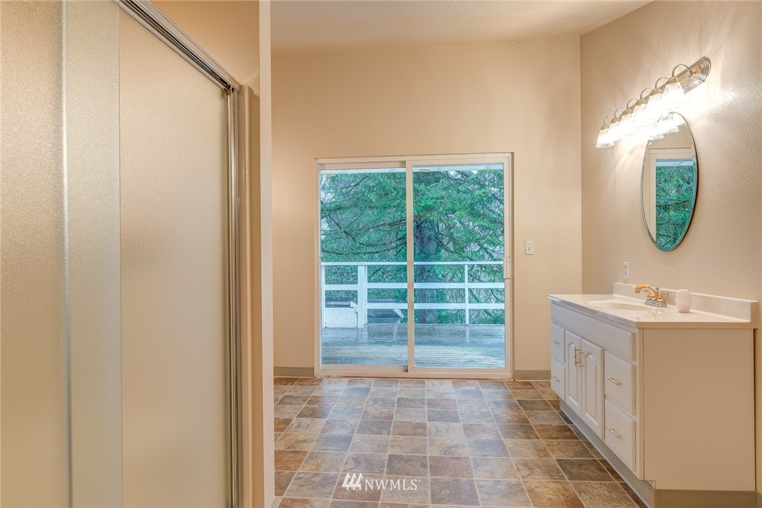 168 Clark Creek Road Longview, WA 98632 - Photo 10 of 22 Gallery Image 10