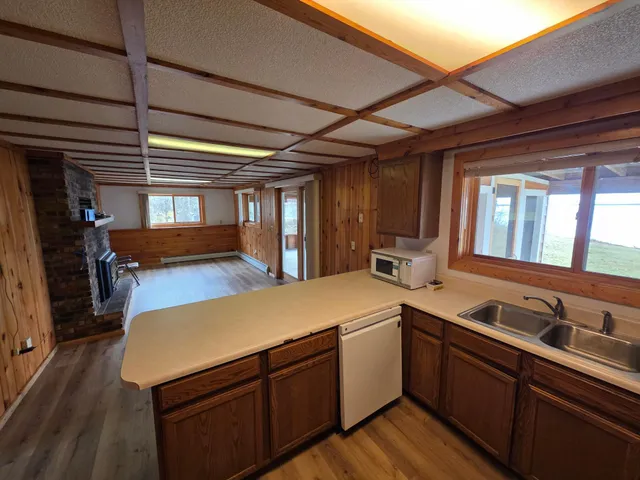 $489,000 | 49745 County Road 192, Deer River, MN 56636