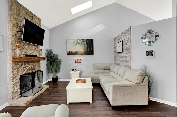 $225,000 | 9583 Bay Vista W Drive, Indianapolis, IN 46250