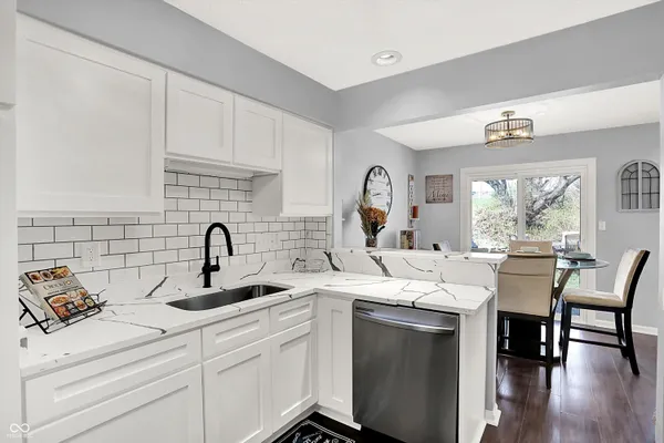 $225,000 | 9583 Bay Vista W Drive, Indianapolis, IN 46250