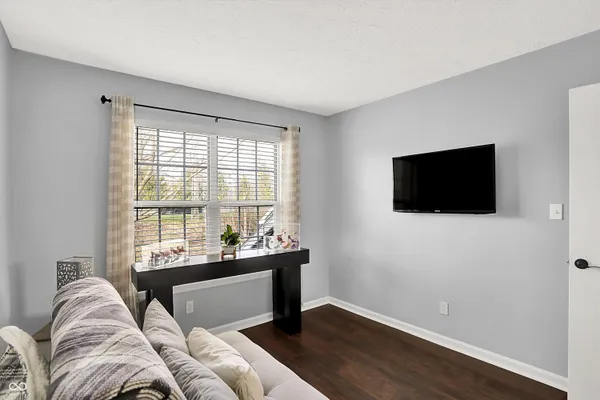 $225,000 | 9583 Bay Vista W Drive, Indianapolis, IN 46250