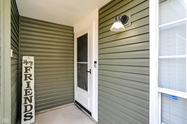 $225,000 | 9583 Bay Vista W Drive, Indianapolis, IN 46250