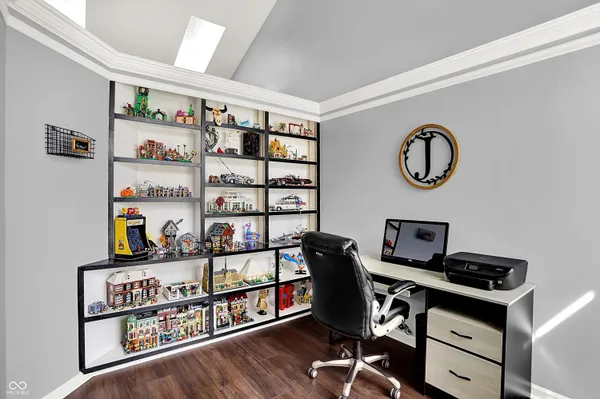 $225,000 | 9583 Bay Vista W Drive, Indianapolis, IN 46250