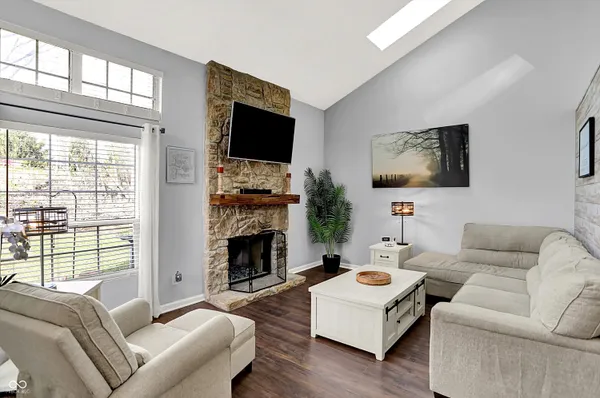 $225,000 | 9583 Bay Vista W Drive, Indianapolis, IN 46250