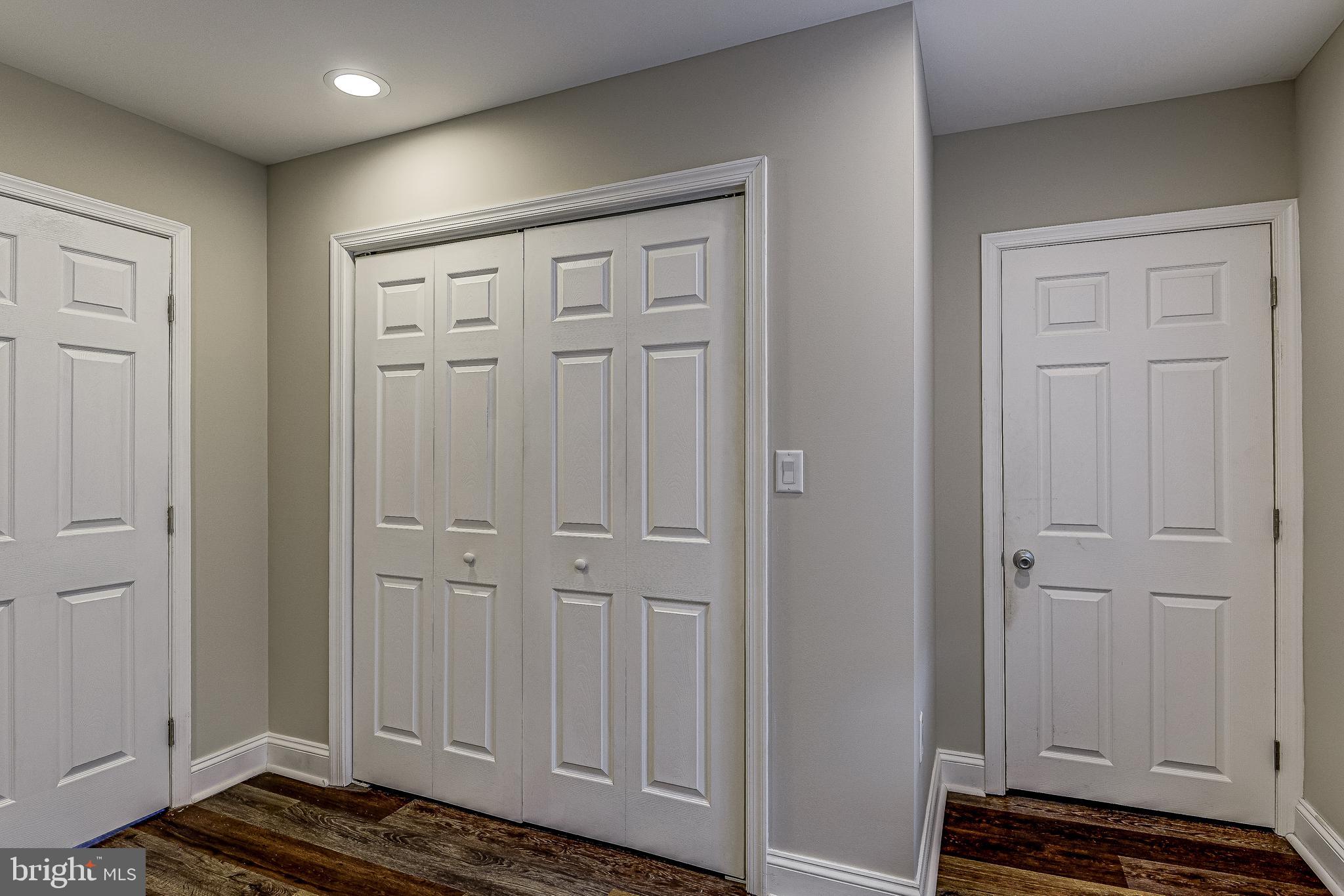 633 Cresswell Road Baltimore, MD 21225 - Photo 22 of 33 Main Level Bedroom