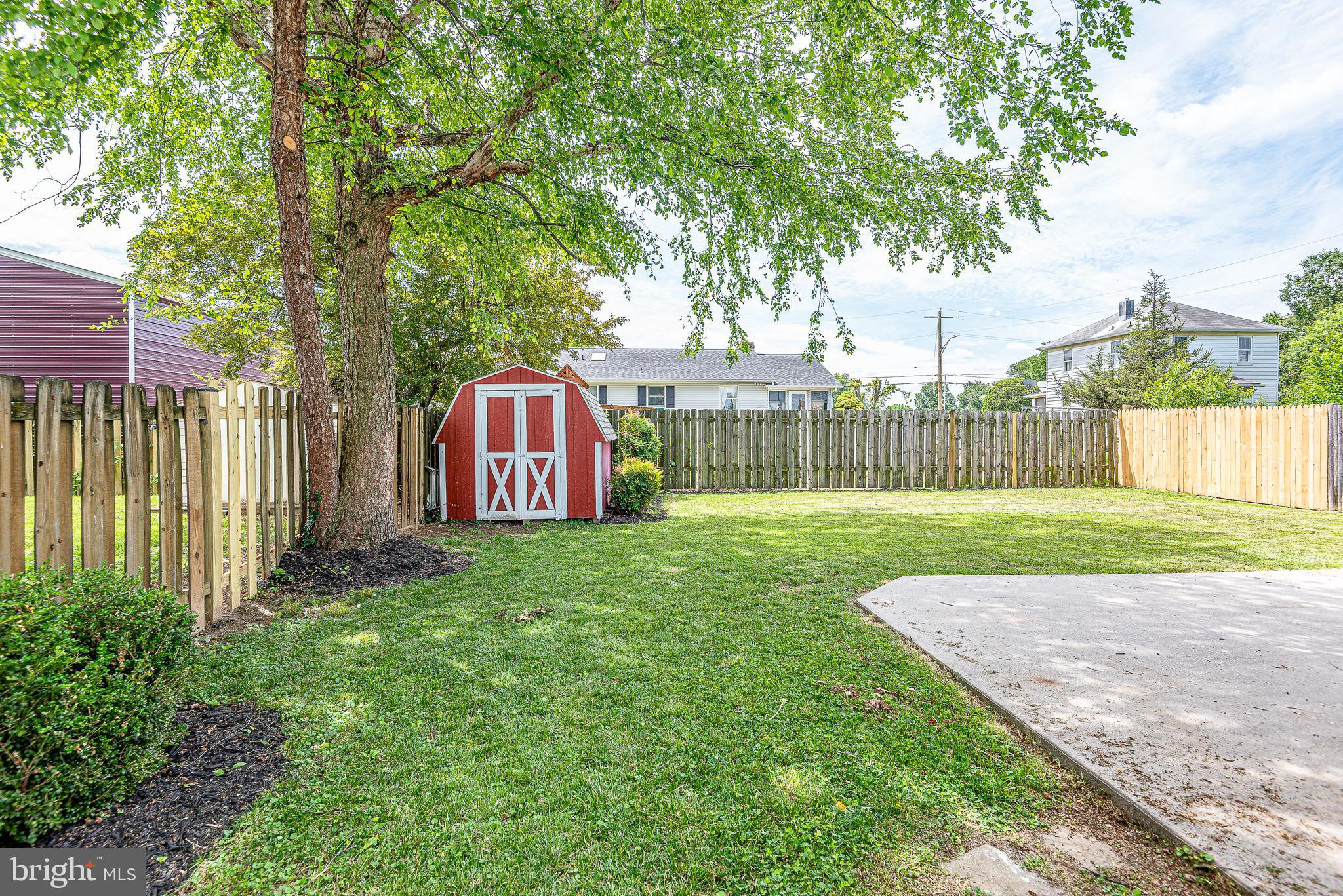 633 Cresswell Road Baltimore, MD 21225 - Photo 33 of 33 Rear Yard
