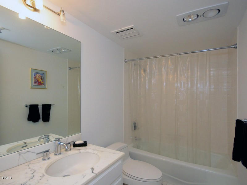 2000 North Ocean Boulevard, Unit 602 Boca Raton, FL 33431 - Photo 15 of 28 Guest Bath