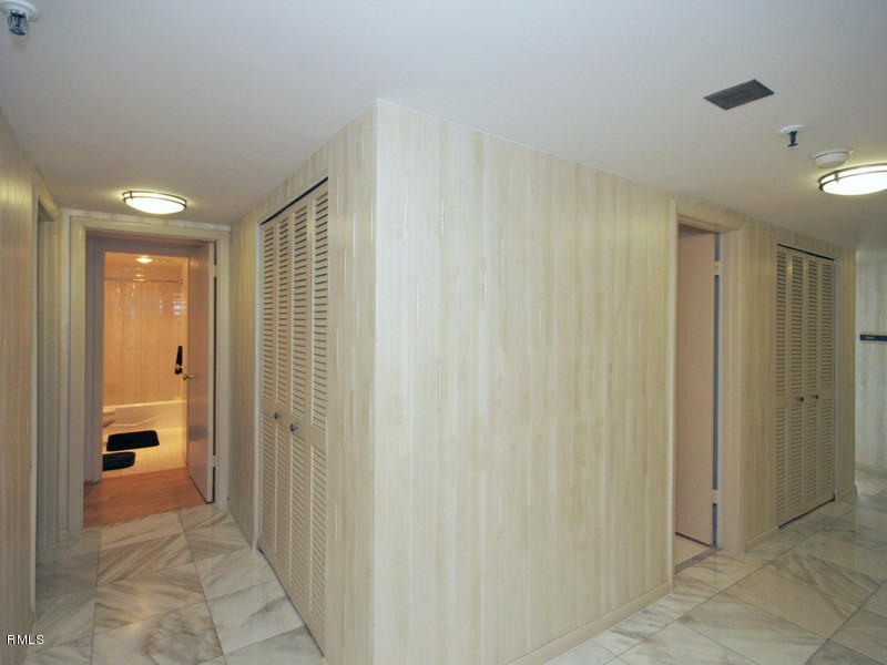 2000 North Ocean Boulevard, Unit 602 Boca Raton, FL 33431 - Photo 17 of 28 Hall