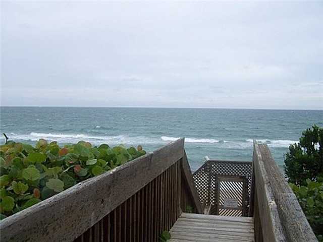 2000 North Ocean Boulevard, Unit 602 Boca Raton, FL 33431 - Photo 27 of 28 Beach Access