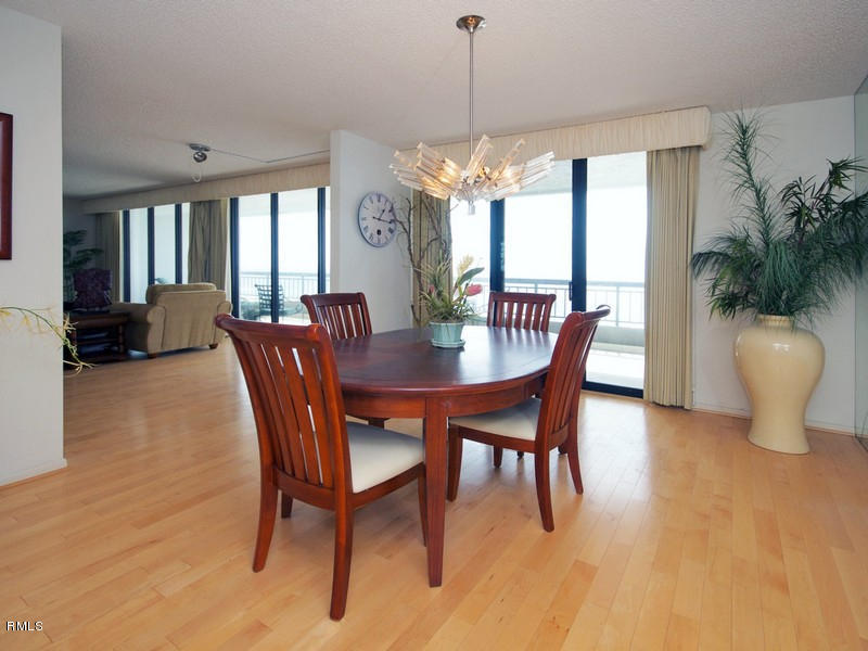 2000 North Ocean Boulevard, Unit 602 Boca Raton, FL 33431 - Photo 6 of 28 Dining Room