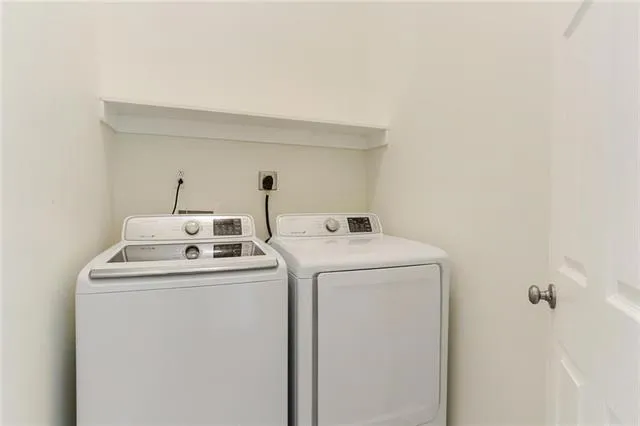 $2,100 | 3727 D'Hemecourt Street, Unit 3727, New Orleans, LA 70119