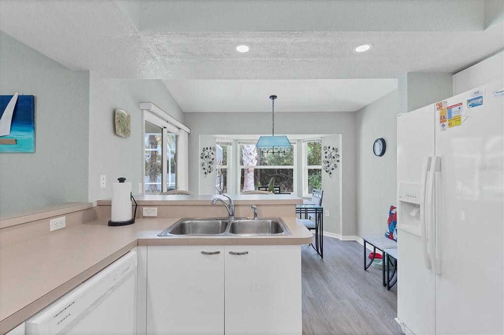 228 Wayne Road Rotonda West, FL 33947 - Photo 15 of 39