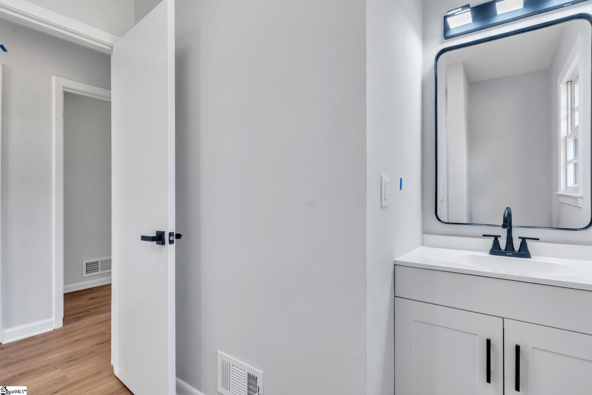 175 Blue Ridge Road Campobello, SC 29322 - Photo 14 of 28