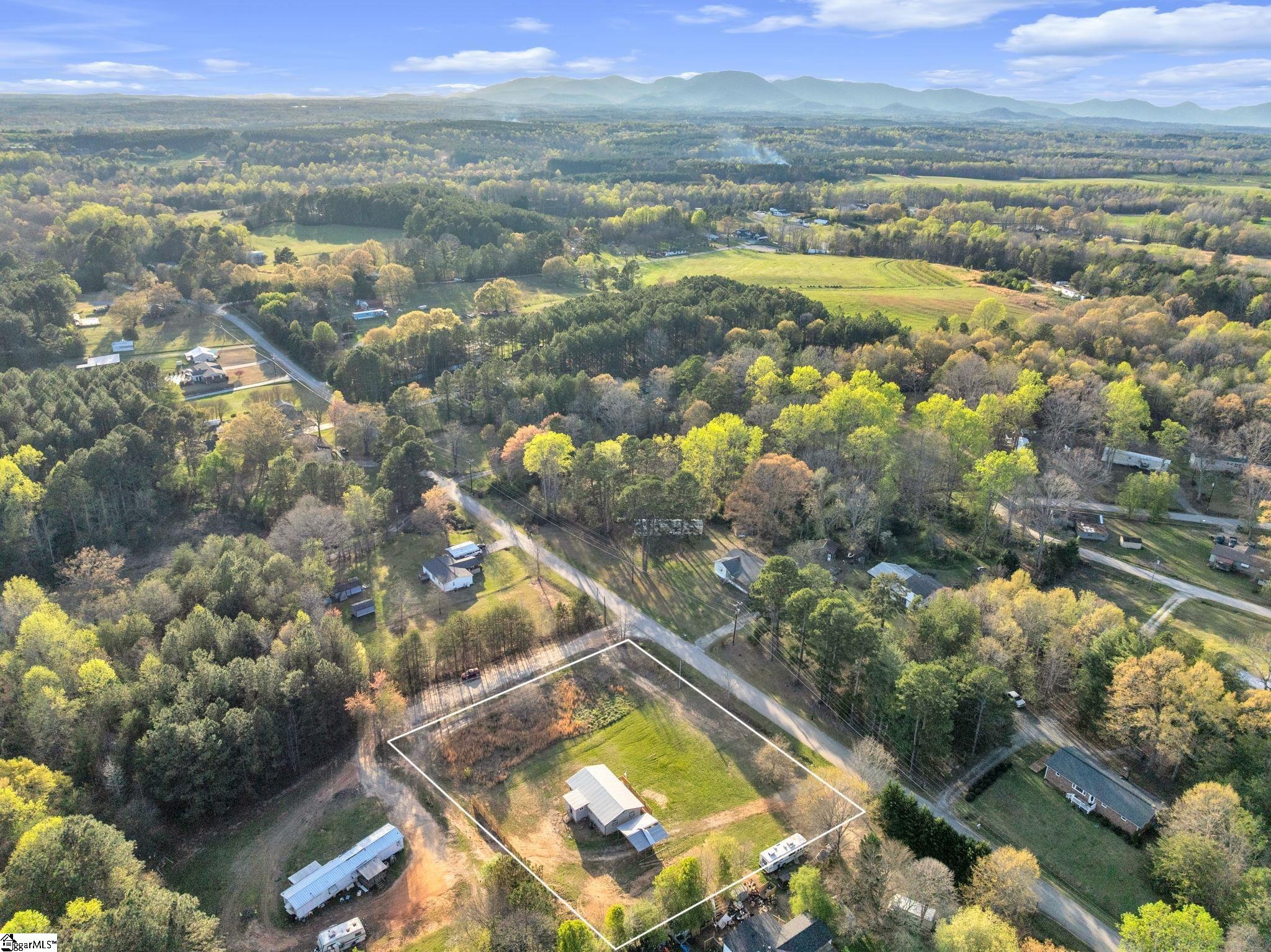175 Blue Ridge Road Campobello, SC 29322 - Photo 26 of 28