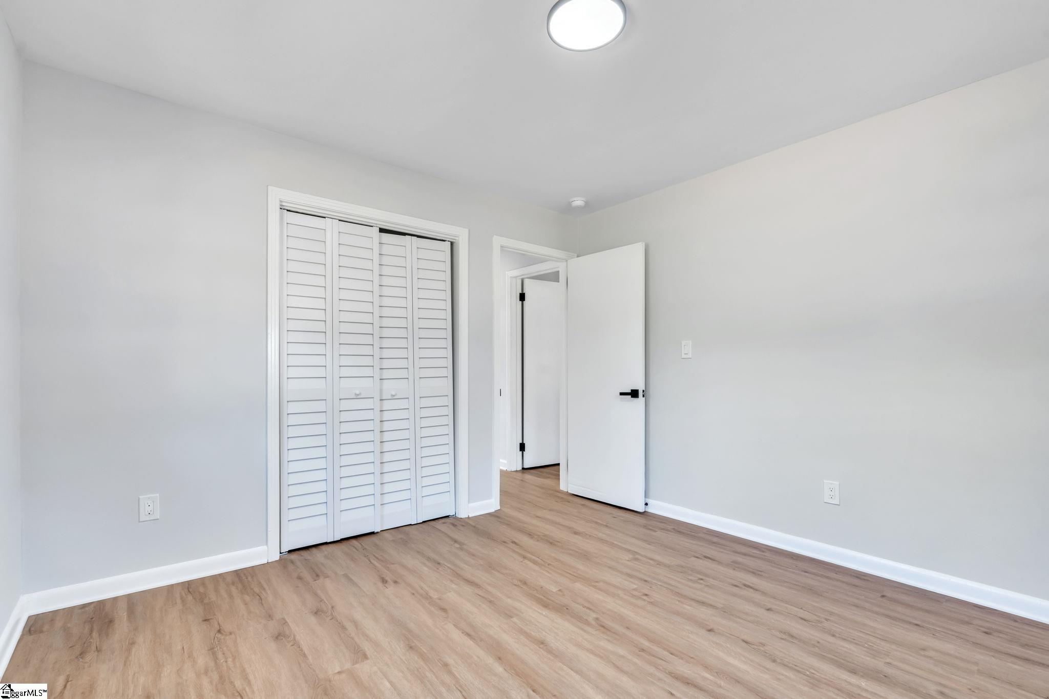 175 Blue Ridge Road Campobello, SC 29322 - Photo 10 of 28