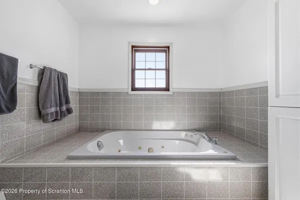 $629,900 | 58 Davison Road, Dalton, PA 18414