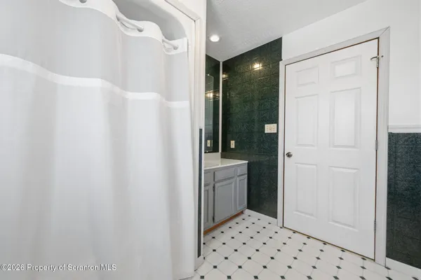 $629,900 | 58 Davison Road, Dalton, PA 18414