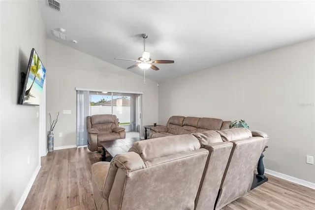 $264,000 | 220 St Georges Circle, Eagle Lake, FL 33839