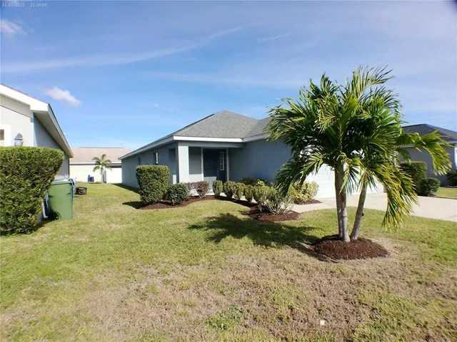 $264,000 | 220 St Georges Circle, Eagle Lake, FL 33839