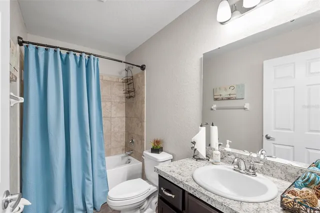 $264,000 | 220 St Georges Circle, Eagle Lake, FL 33839