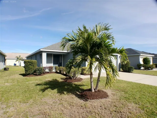 $264,000 | 220 St Georges Circle, Eagle Lake, FL 33839