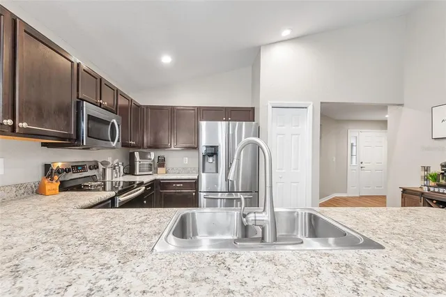 $264,000 | 220 St Georges Circle, Eagle Lake, FL 33839