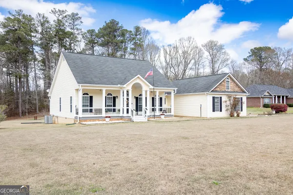 $399,900 | 120 Copper Creek Drive, LaGrange, GA 30240