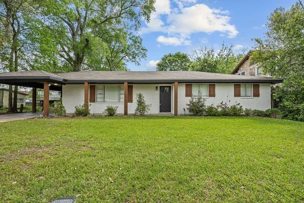 $181,000 | 710 Bon Ami Street, DeRidder, LA 70634