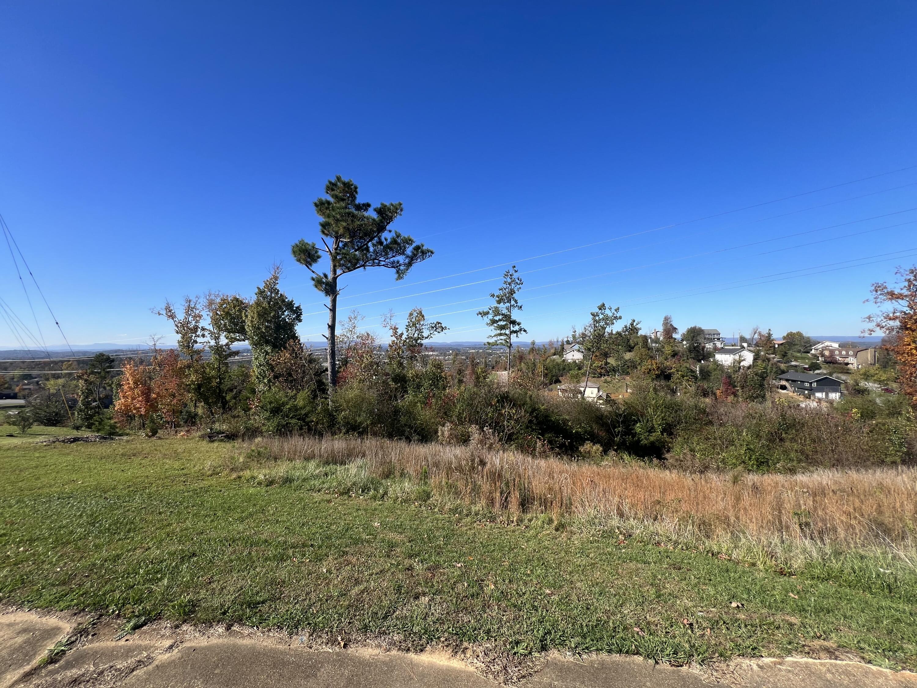 2349 Jennifer Drive Chattanooga, TN 37421 - Photo 9 of 12 Photo Nov 16 2024, 11 38 49 AM