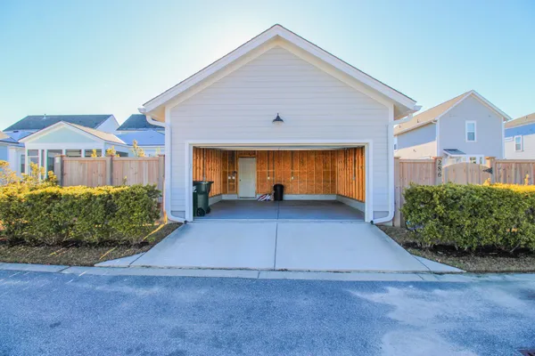 $3,175 | 286 Great Lawn Drive, Summerville, SC 29486