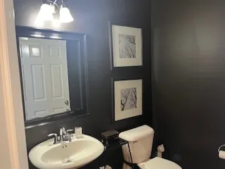 $6,000 | 16W764 Hawthorne Court, Willowbrook, IL 60527