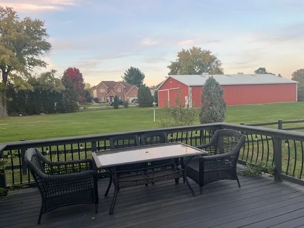 $6,000 | 16W764 Hawthorne Court, Willowbrook, IL 60527