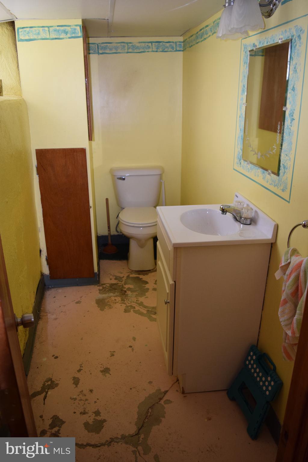 2113 Ripley Street Philadelphia, PA 19152 - Photo 16 of 20 Gallery Image 16
