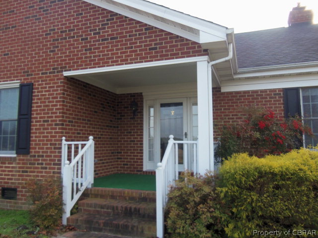 1642 Windsor Road Dutton, VA 23050 - Photo 4 of 24