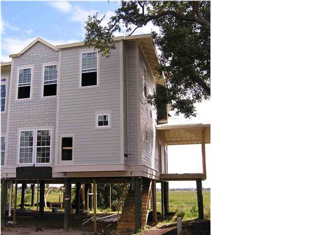 2121 Tides End Road Charleston, SC 29412 - Photo 1 of 17 Primary Photo