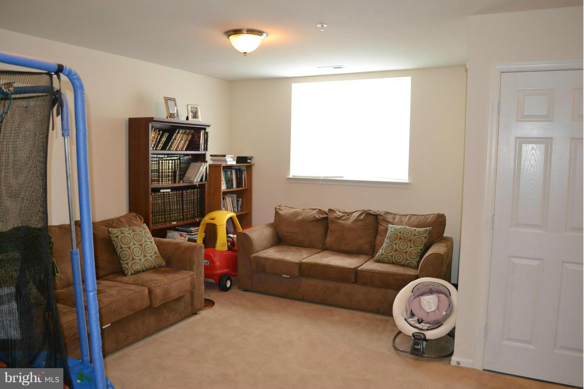 3608 Bancroft Road Baltimore, MD 21215 - Photo 13 of 18 Family room #1