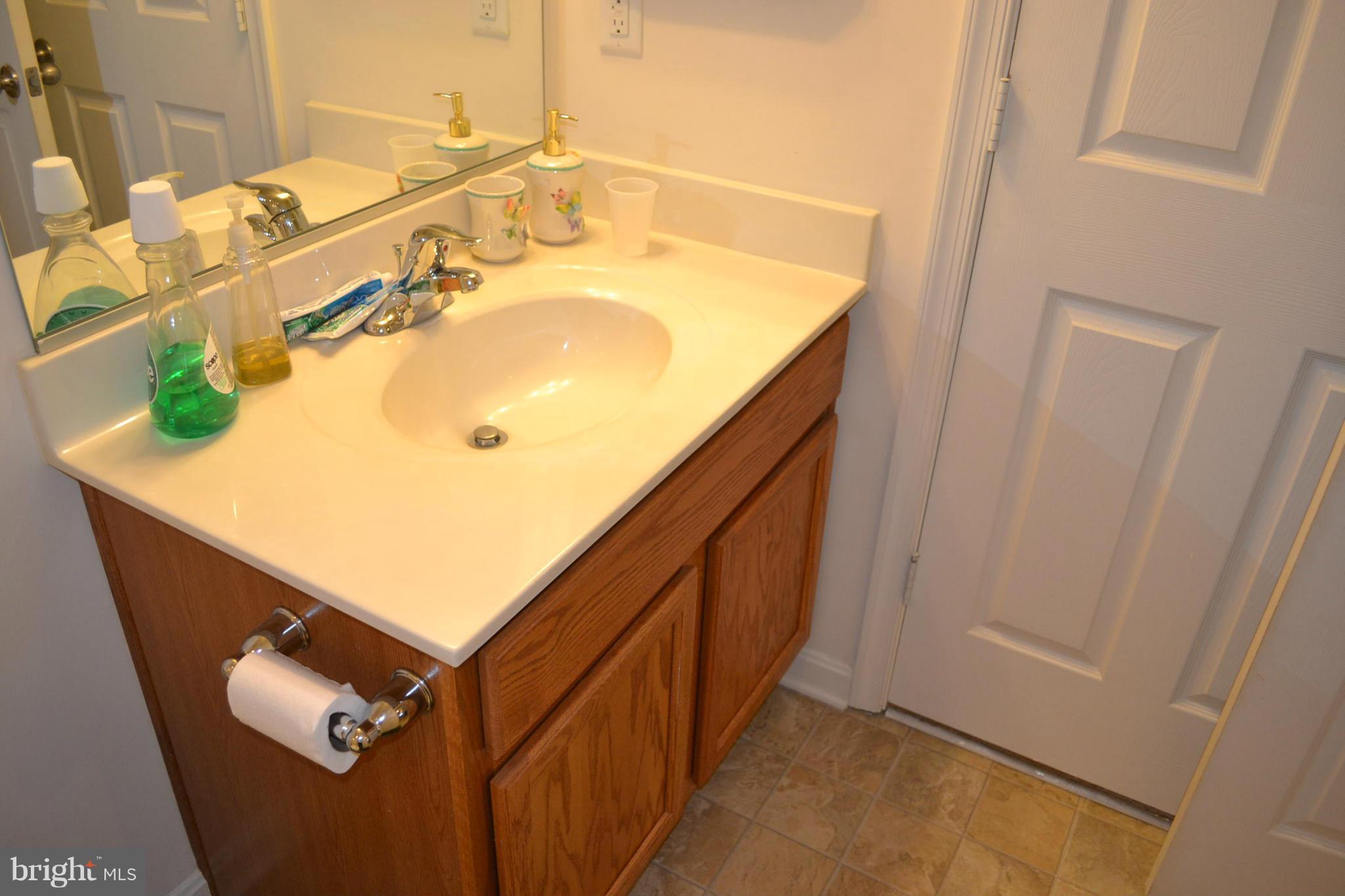 3608 Bancroft Road Baltimore, MD 21215 - Photo 17 of 18 Hall Bath