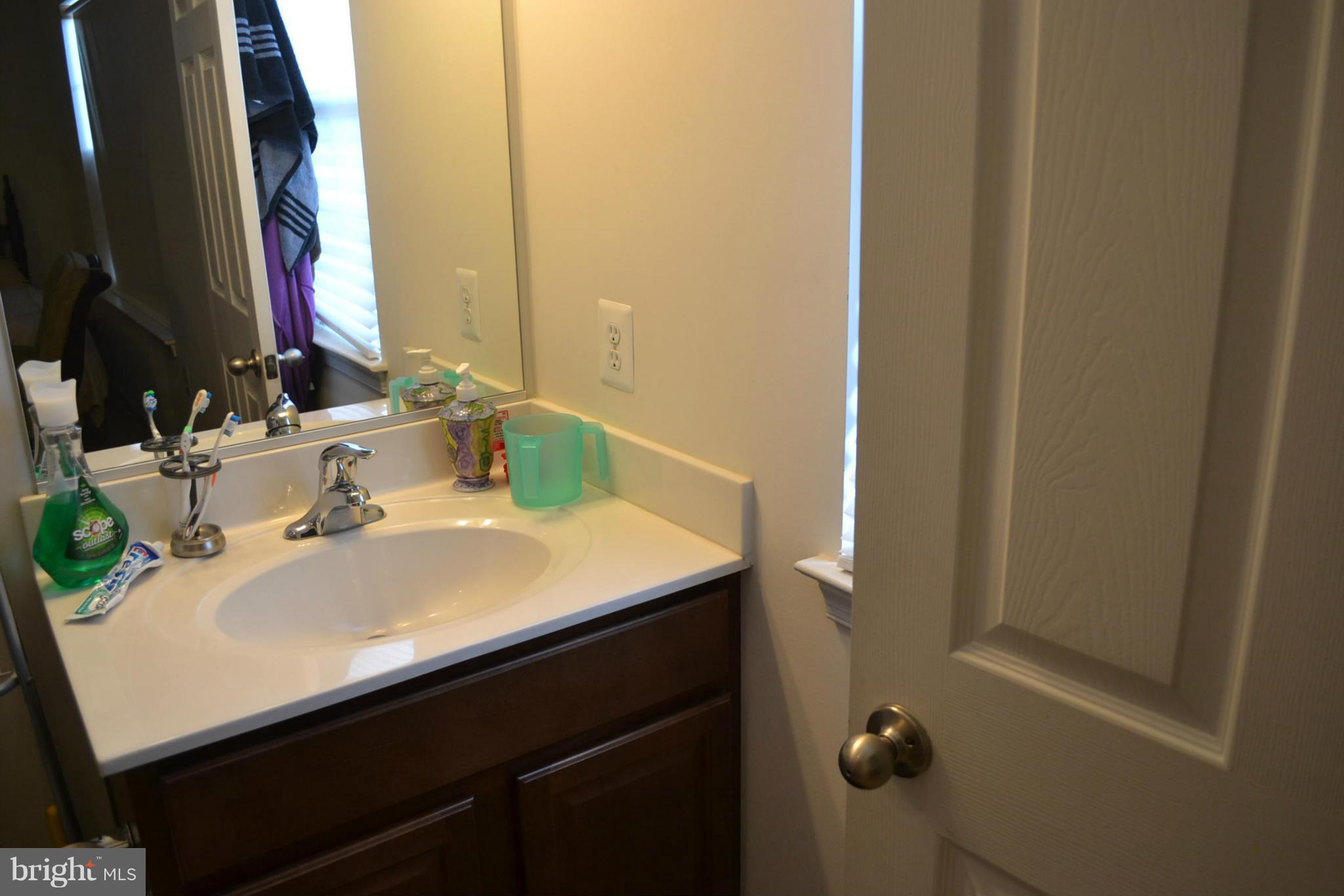 3608 Bancroft Road Baltimore, MD 21215 - Photo 9 of 18 Bath (Master)