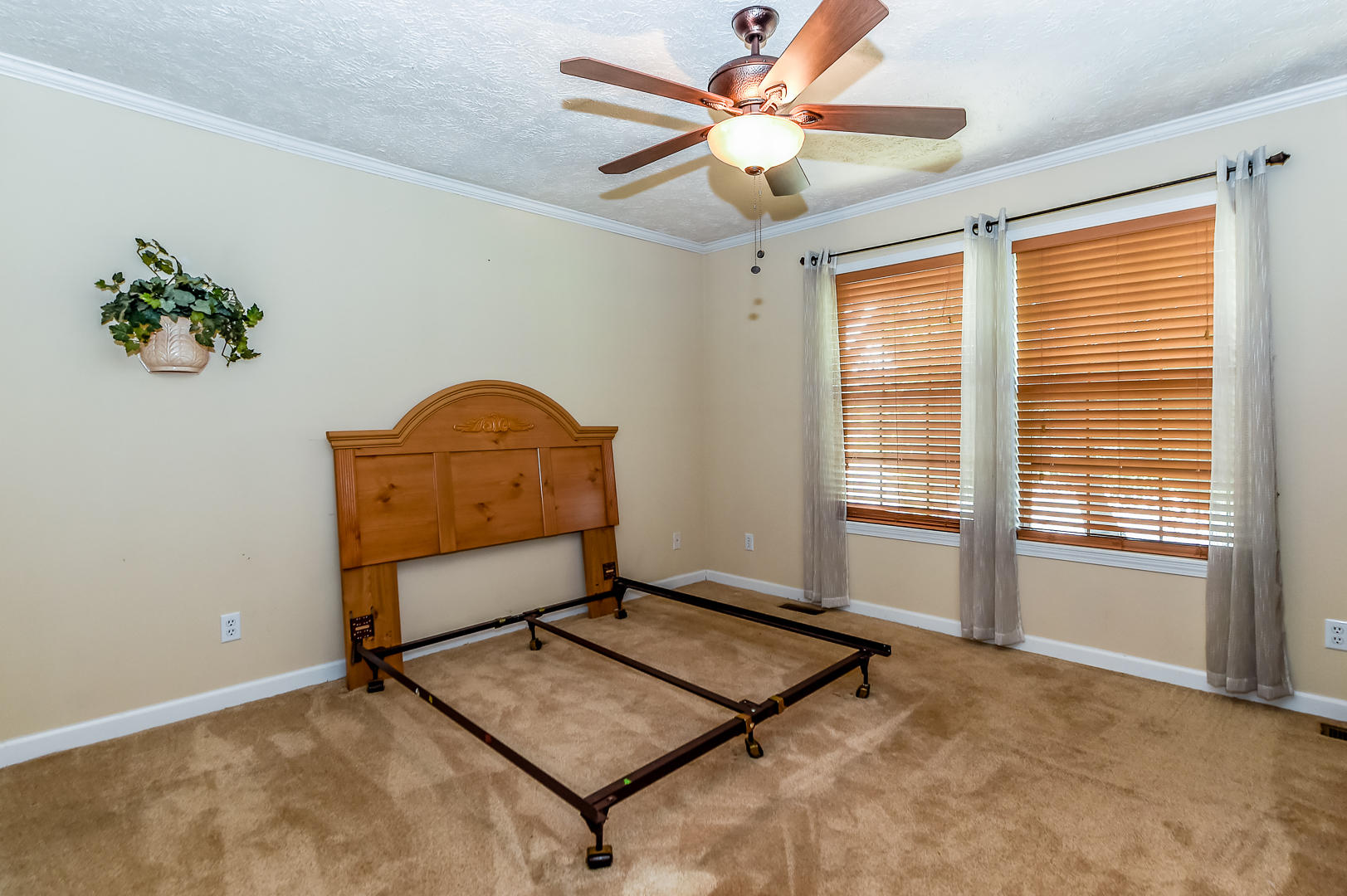 6325 Morganton Road Greenback, TN 37742 - Photo 28 of 40 3rd bedroom