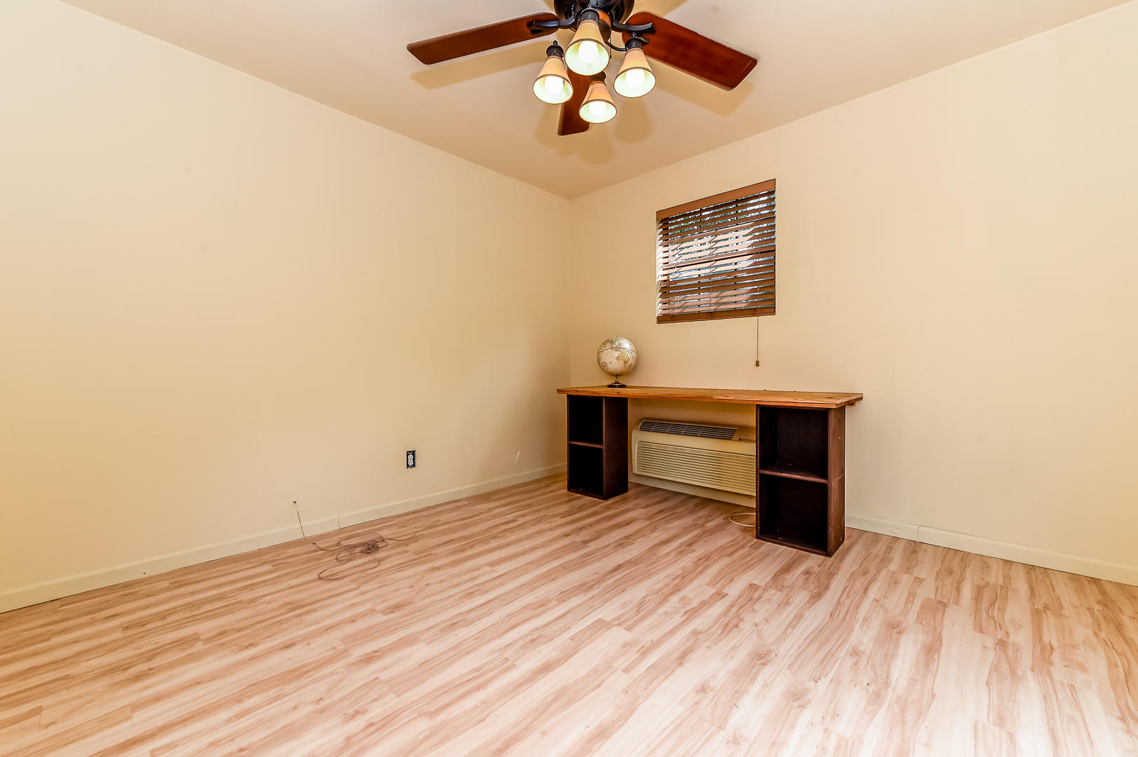 6325 Morganton Road Greenback, TN 37742 - Photo 36 of 40 Office