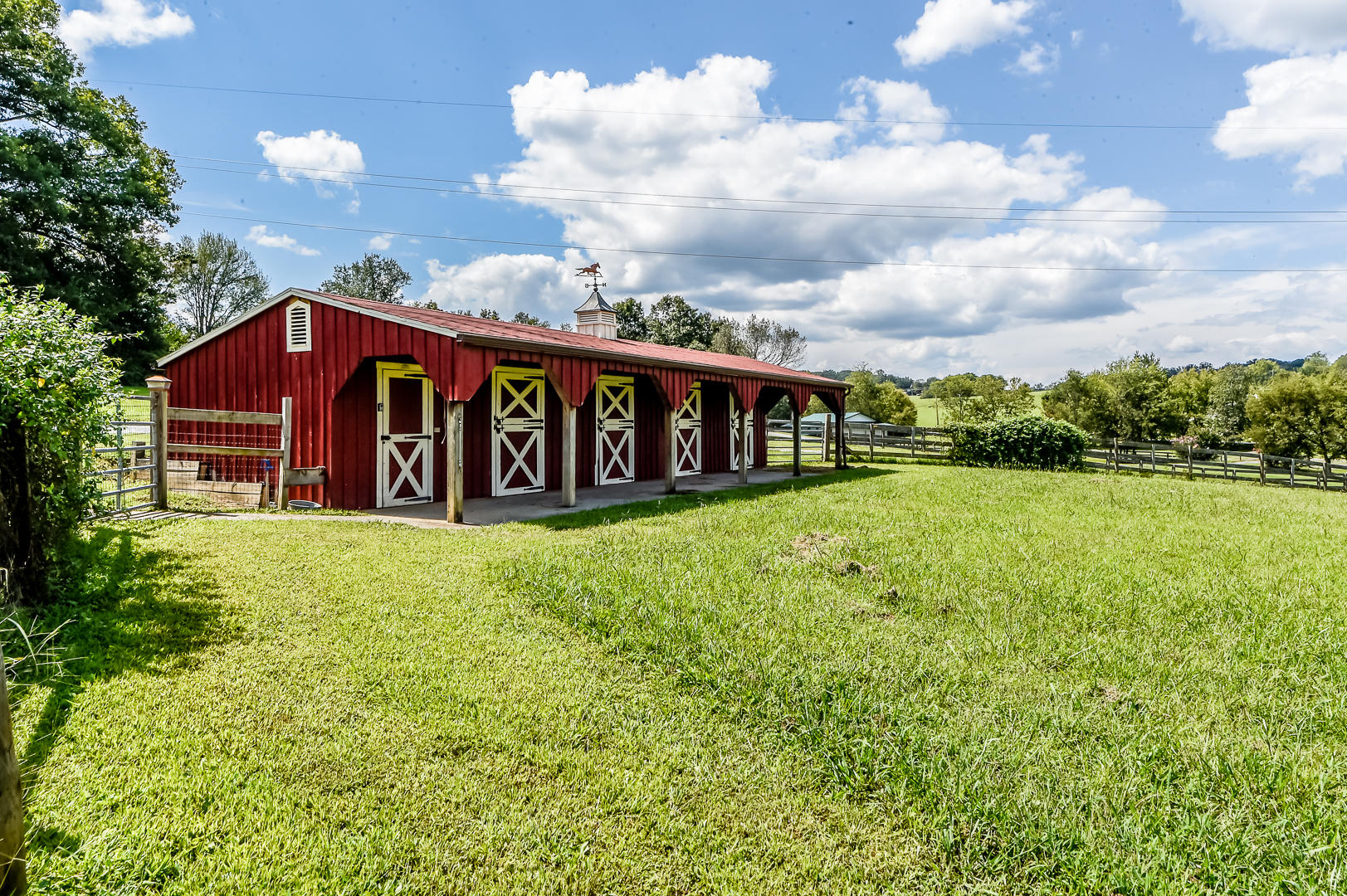 6325 Morganton Road Greenback, TN 37742 - Photo 7 of 40 Barn