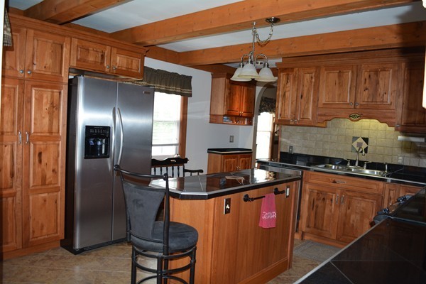 11 Farquhar Road Sturbridge, MA 01566 - Photo 3 of 24 Gallery Image 3