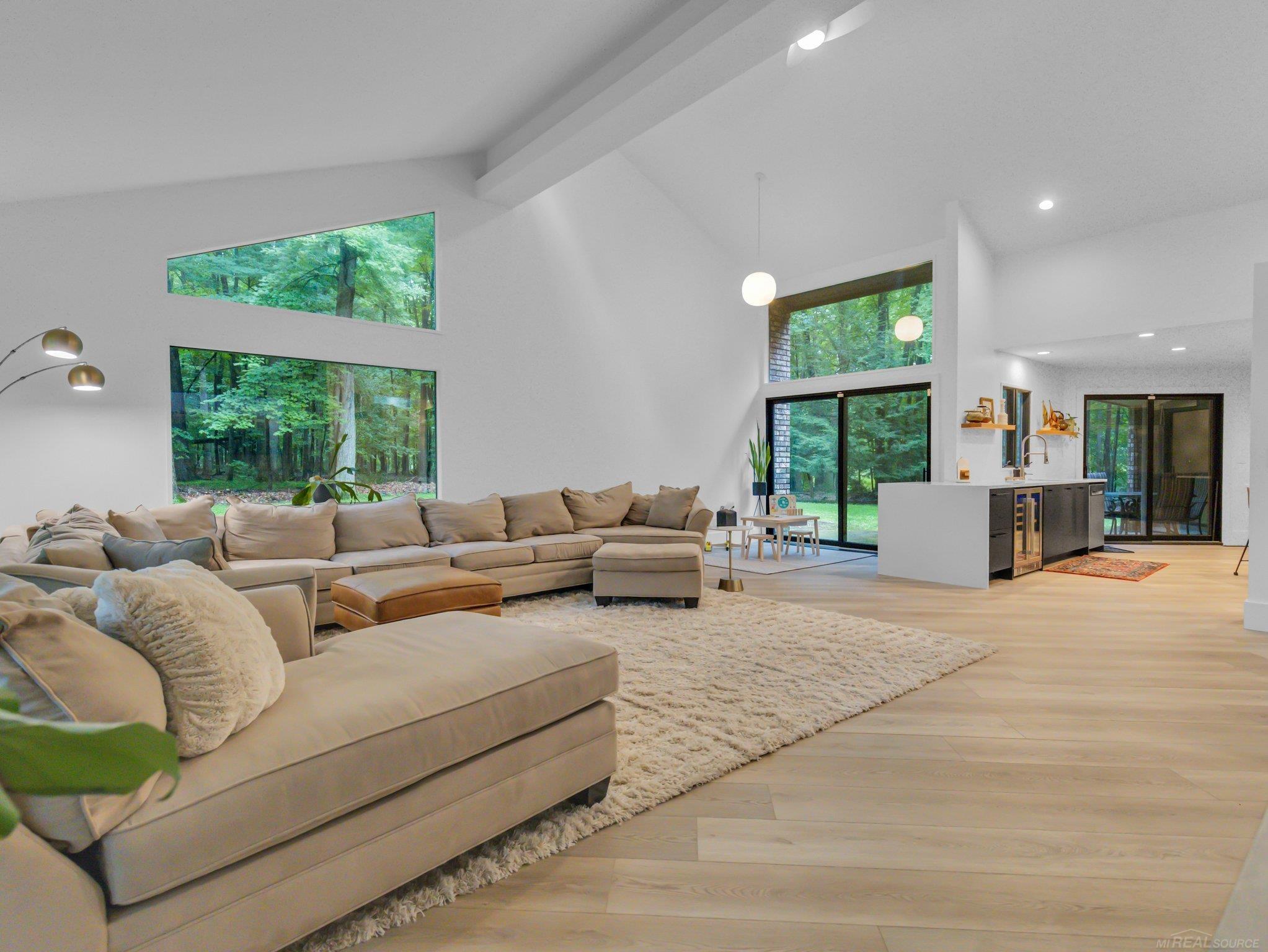8124 Ellis Road Clarkston, MI 48348 - Photo 39 of 94 50152506-9832a8a3-0f4c-4af9-9c40-3ec3abb6ee58.JPG