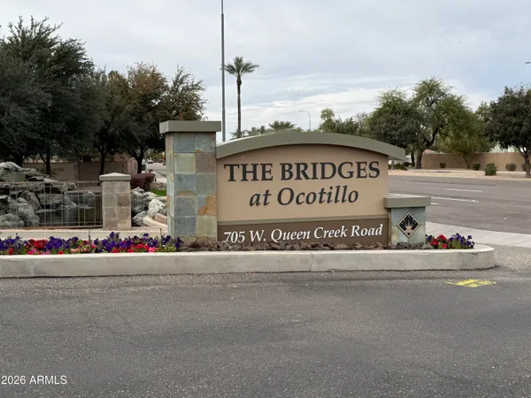 $2,700 | 705 West Queen Creek Road, Unit 2114, Chandler, AZ 85248