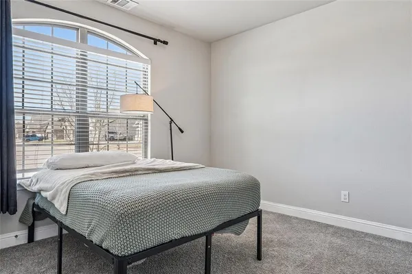 $2,100 | 1304 Beach Drive, Pelican Bay, TX 76020