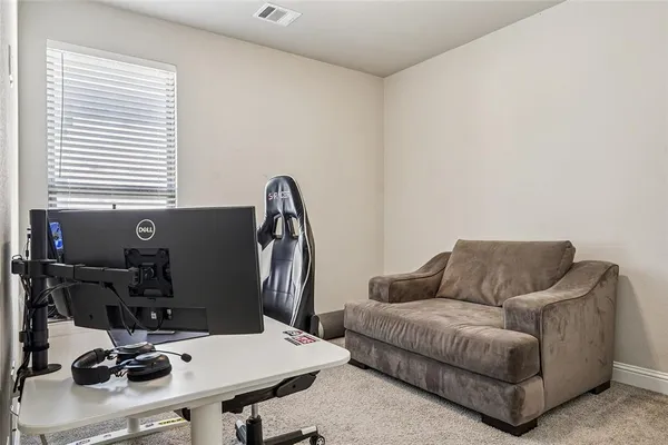 $2,100 | 1304 Beach Drive, Pelican Bay, TX 76020