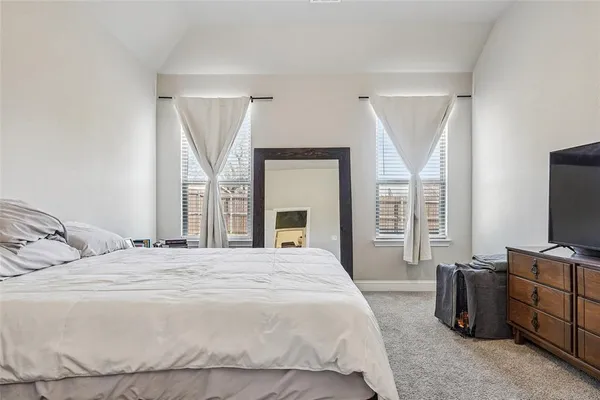 $2,100 | 1304 Beach Drive, Pelican Bay, TX 76020